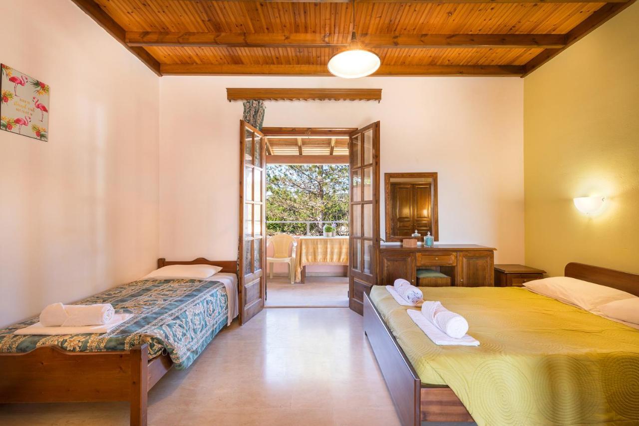Nikos Pool Apartments - Ground Floor Sidárion 외부 사진