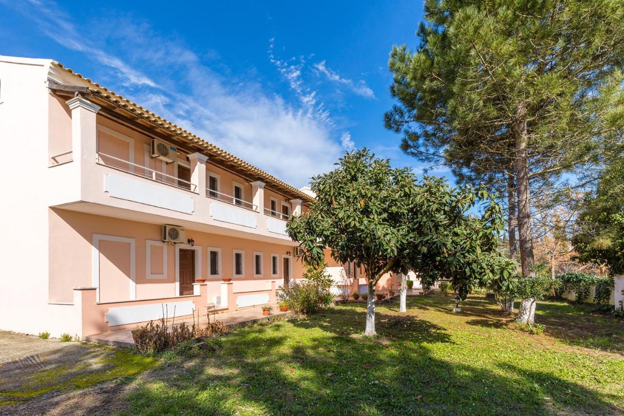 Nikos Pool Apartments - Ground Floor Sidárion 외부 사진