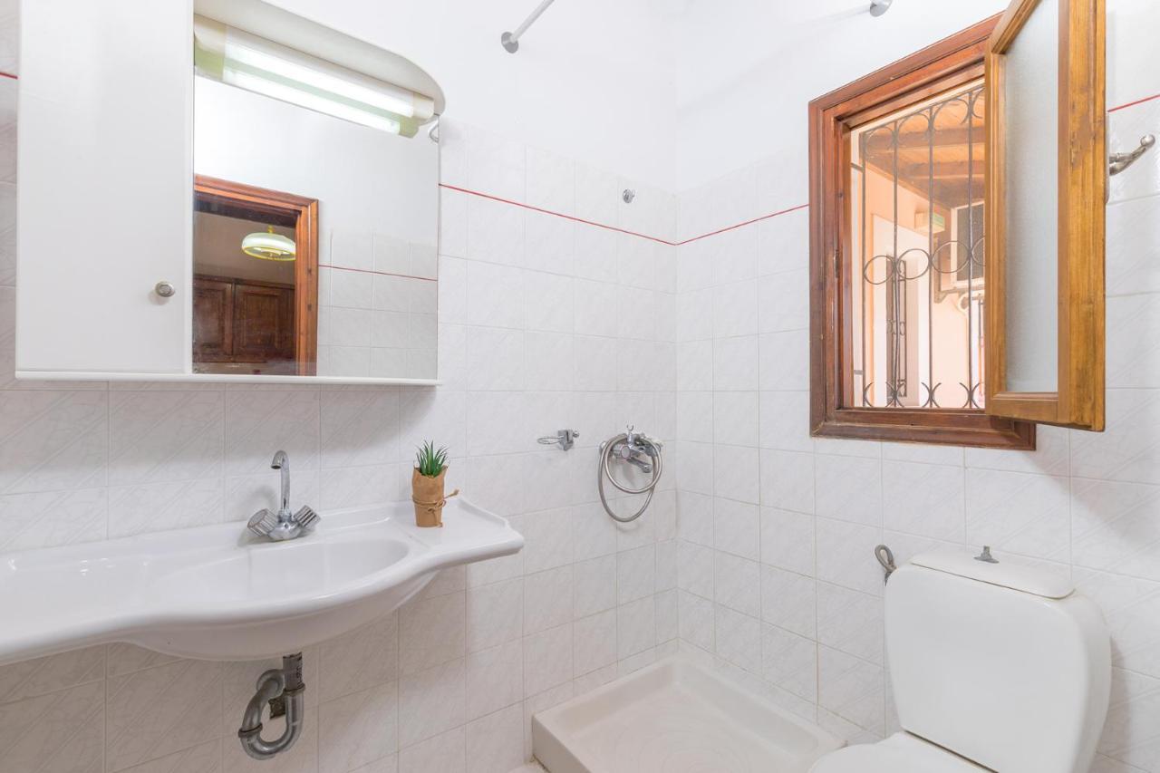 Nikos Pool Apartments - Ground Floor Sidárion 외부 사진