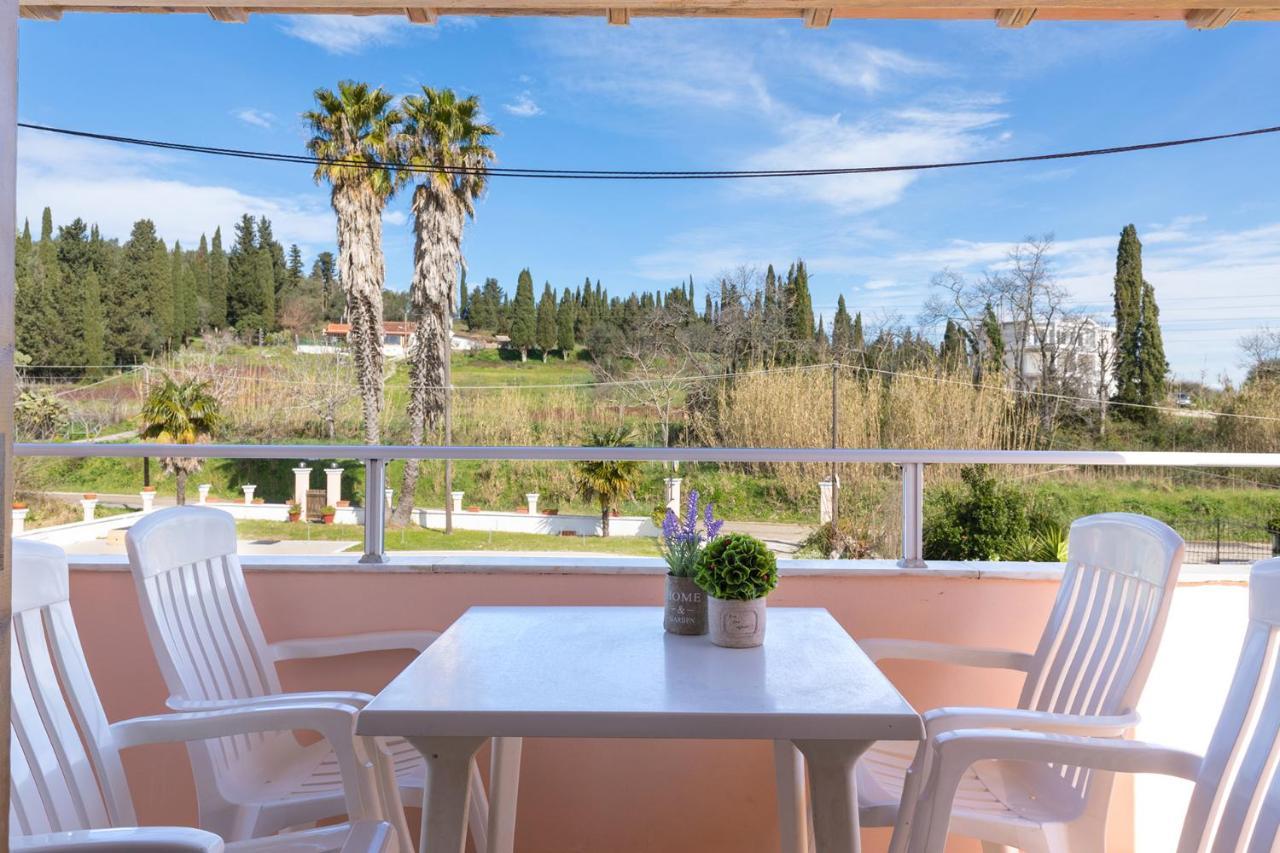 Nikos Pool Apartments - Ground Floor Sidárion 외부 사진