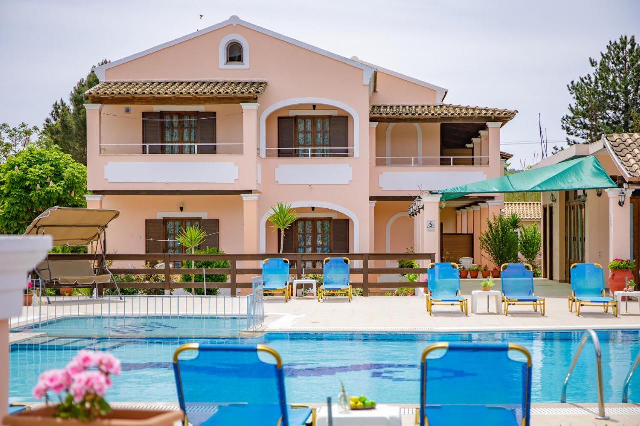 Nikos Pool Apartments - Ground Floor Sidárion 외부 사진